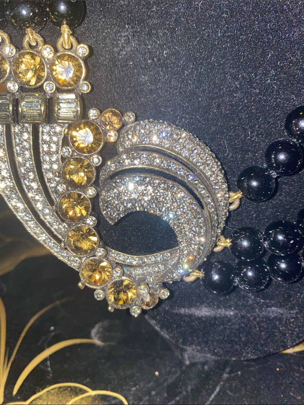 Heidi Daus Elegant Black Beaded Statement Necklace with Swarovski Crystal Accent - Picture 4 of 9